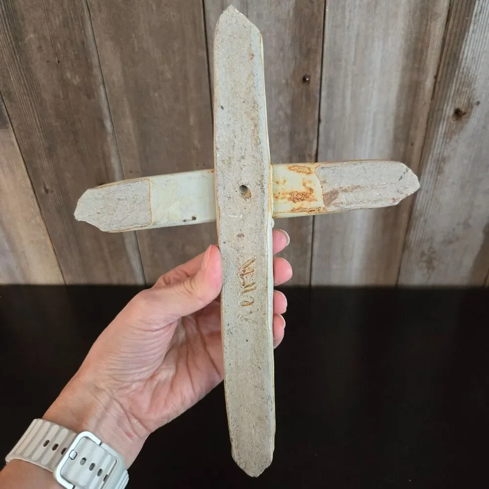 Handcrafted Signed Ceramic Cross folded robes of Christ Religious‎ rustic 10